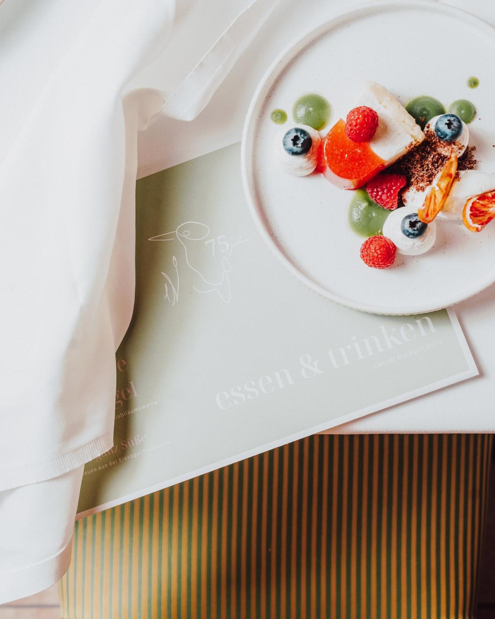 Der Eisvogel - Wellness- & Genusshotel Бад-Геггинг Экстерьер фото